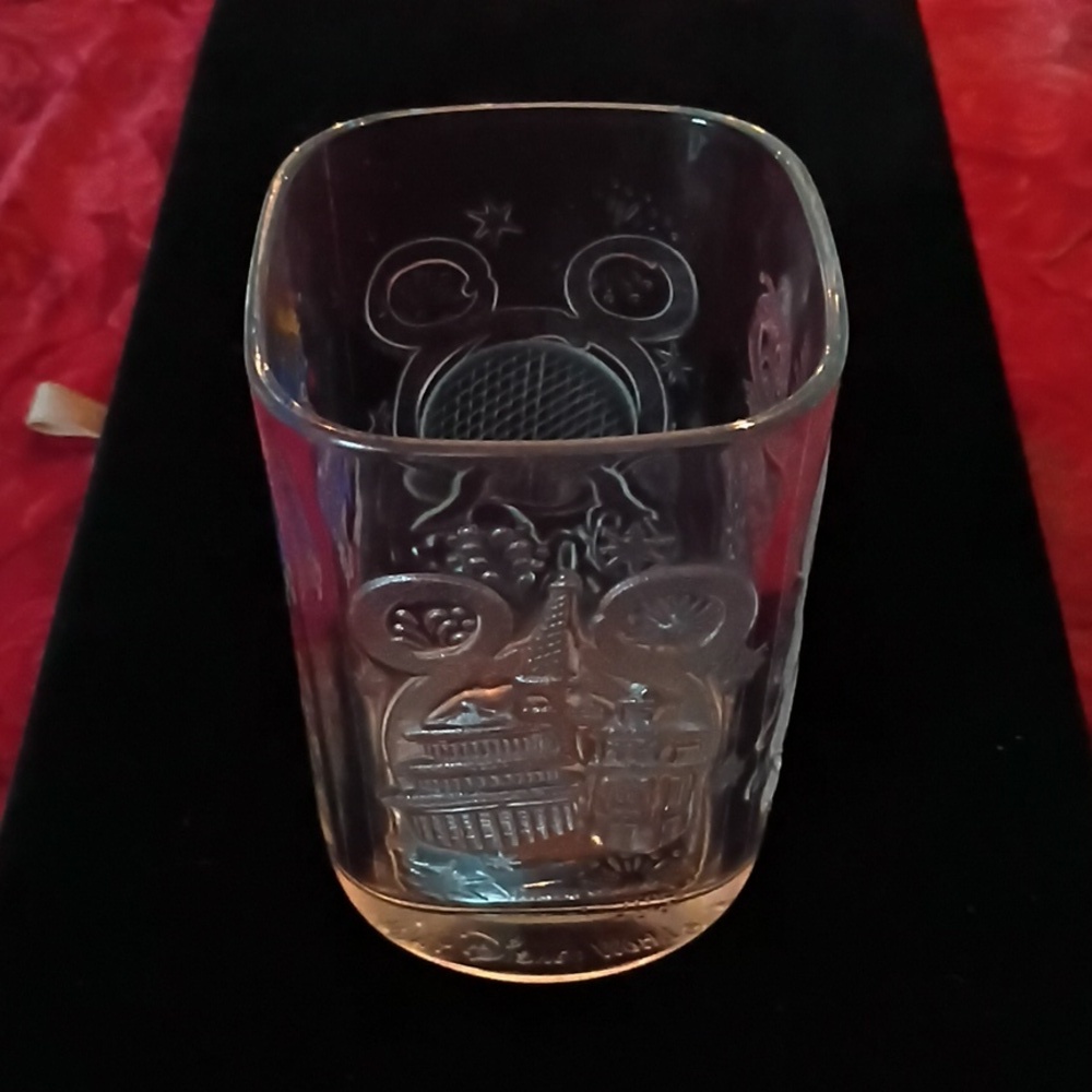 Disney Sorcerer Mickey Glass with Blue and Red Accents ( Disney Epcot) - Picture 4 of 6